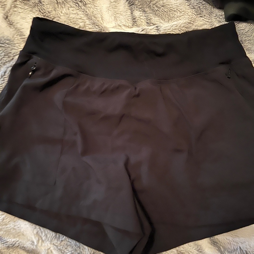 Senita Elevate Shorts